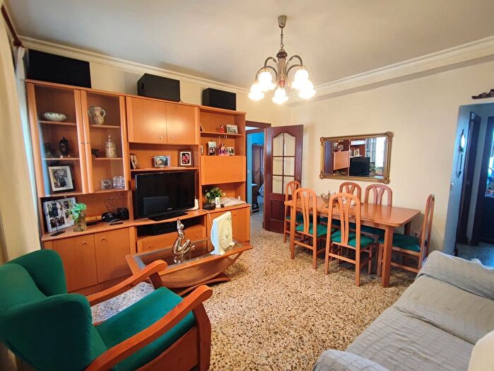 Casas en venta y pisos alquiler - 2