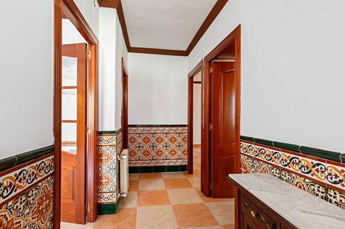 Casas en venta y pisos alquiler - 3