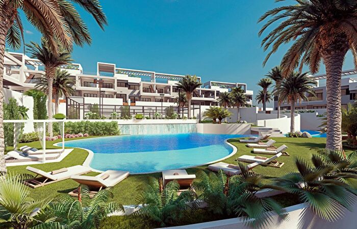Piso en venta en Los Balcones Los Altos, Torrevieja de 2 habitaciones