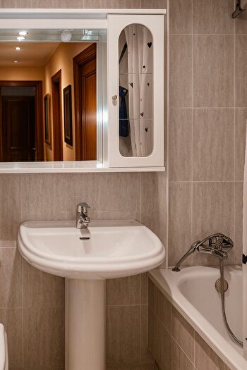 Casas en venta y pisos alquiler - 2