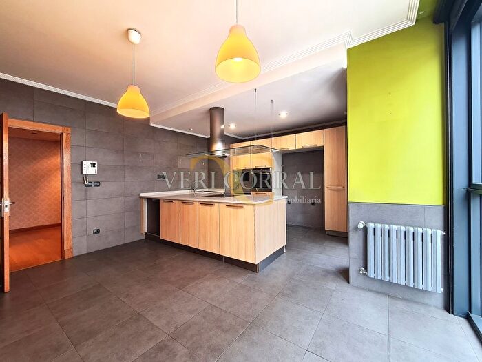 Casas en venta y pisos alquiler - 2