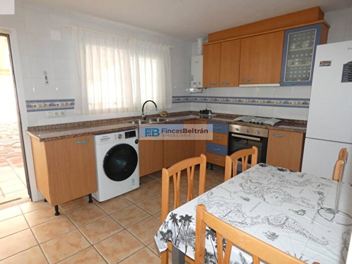 Casas en venta y pisos alquiler - 2