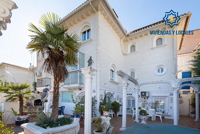 Casa en venta en Gójar, Granada de 4 habitaciones