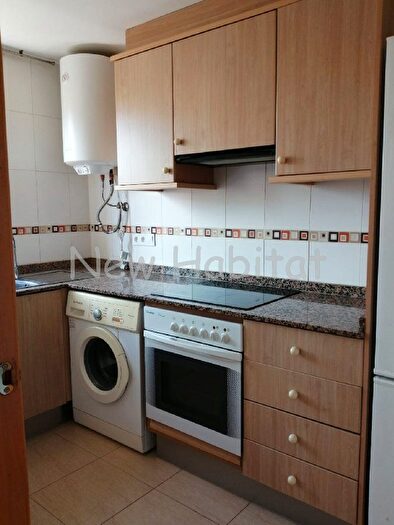 Casas en venta y pisos alquiler - 3