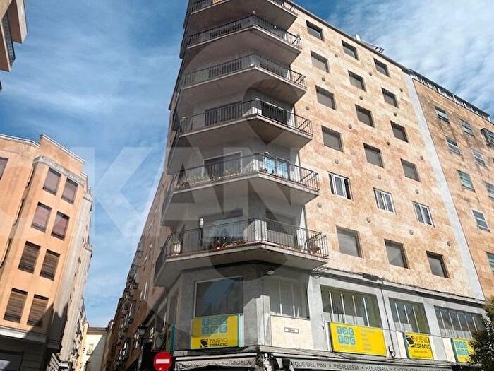 Casas en venta y pisos alquiler - 1