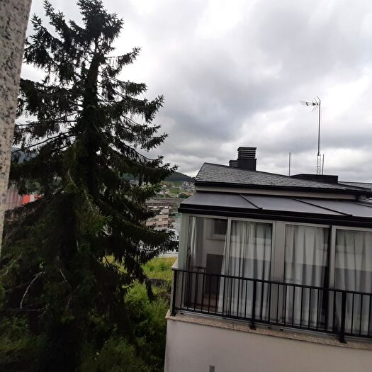 Casas en venta y pisos alquiler - 3