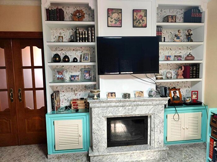 Casas en venta y pisos alquiler - 3