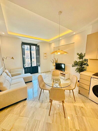 Casas en venta y pisos alquiler - 1