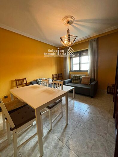 Piso en alquiler en San Bernardo Carmelitas Campus, San Bernardo de 4 habitaciones
