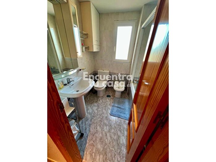 Casas en venta y pisos alquiler - 2