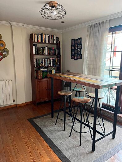 Casas en venta y pisos alquiler - 2