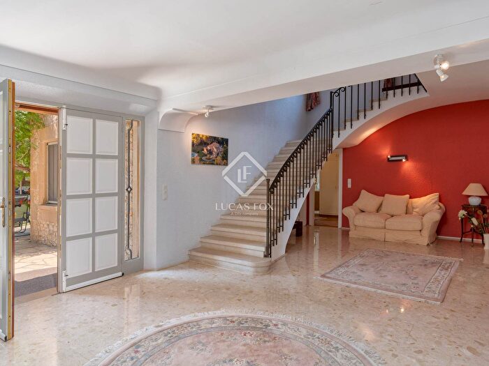 Casas en venta y pisos alquiler - 3