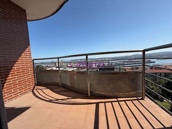 Piso en venta en Capitán Mendizabal La Sardinera, Santurtzi de 2 habitaciones