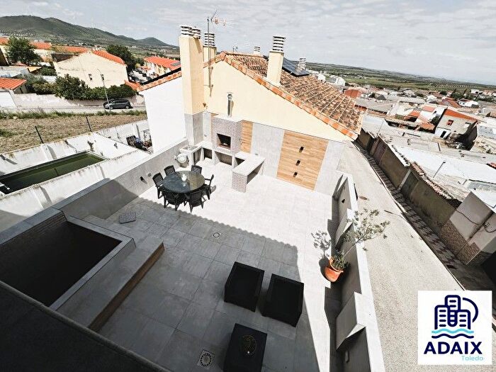 Casas en venta y pisos alquiler - 1
