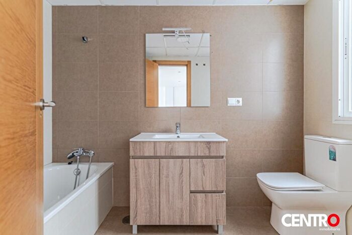 Piso en venta en Moraleda de Zafayona, Granada de 3 habitaciones