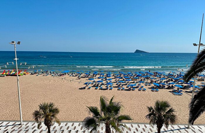 Piso en venta en Playa Levante, Benidorm de 3 habitaciones