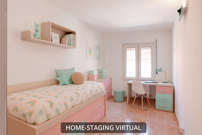 Casas en venta y pisos alquiler - 3