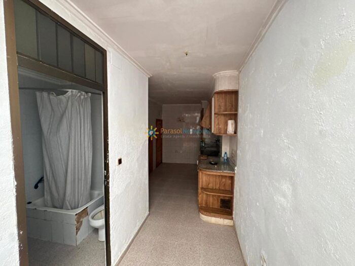 Casas en venta y pisos alquiler - 2