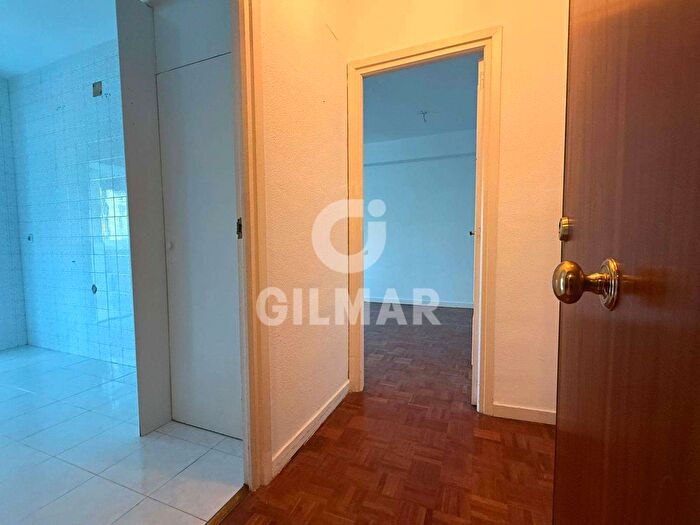 Piso en venta en Latina, Aluche de 3 habitaciones