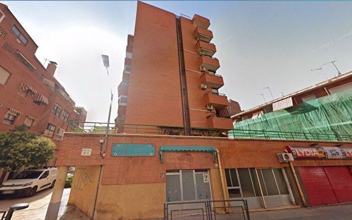 Piso en venta en Plaza de Toros Avenida Chapí Trinquete, Elda de 4 habitaciones