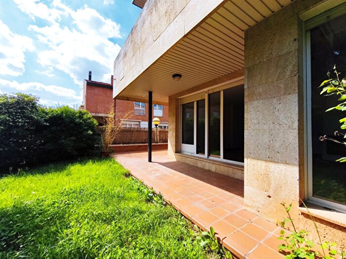 Casa en venta en Avda Madrid, Logroño de 5 habitaciones