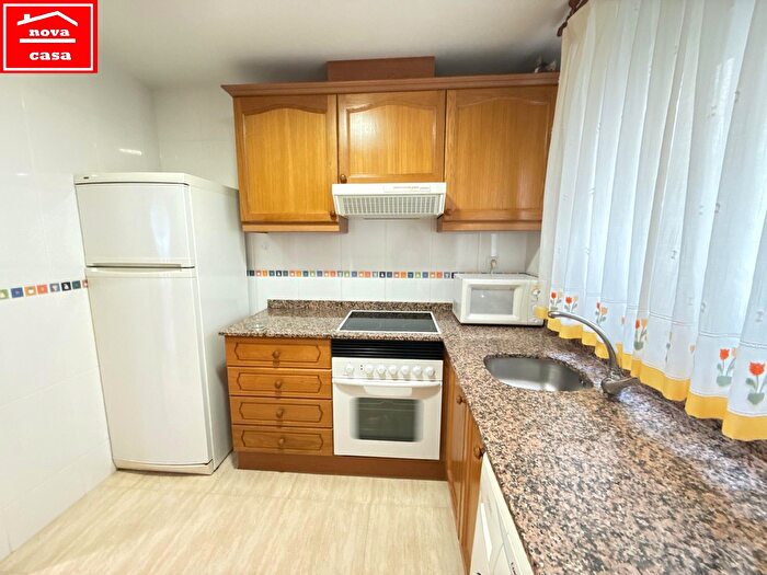 Casas en venta y pisos alquiler - 3