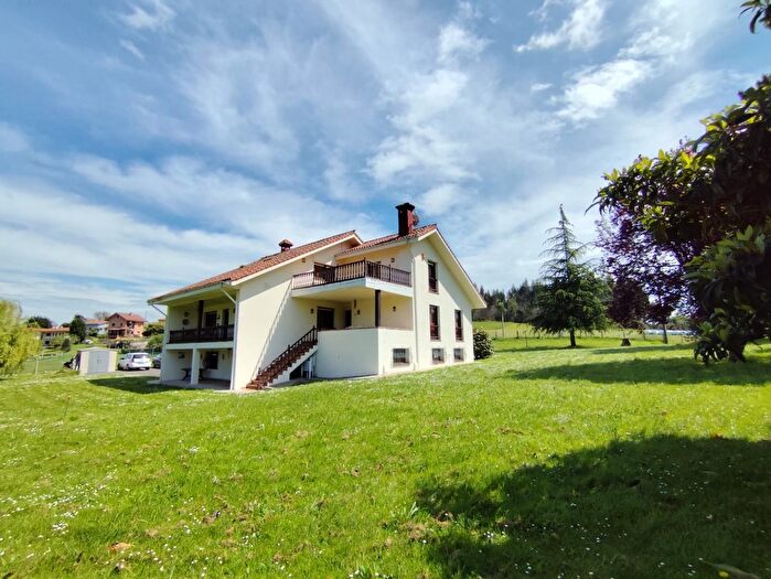 Casas en venta y pisos alquiler - 3