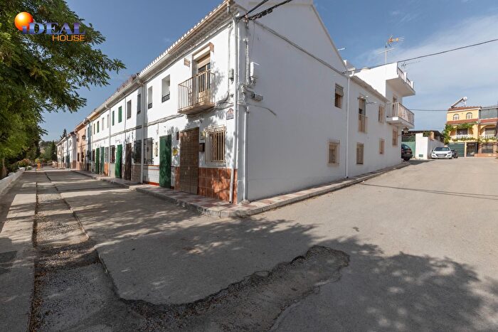 Casas en venta y pisos alquiler - 1
