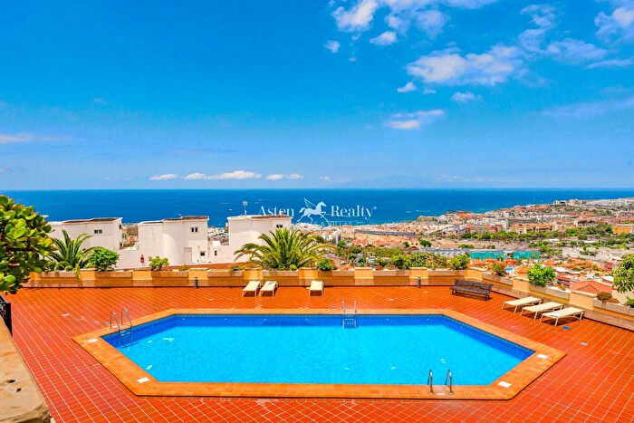 Piso en venta en Costa Adeje, Torviscas Centro y Alto de 2 habitaciones