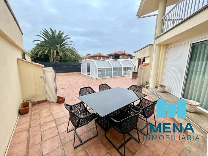 Casas en venta y pisos alquiler - 3