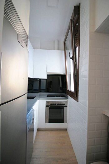 Casas en venta y pisos alquiler - 2