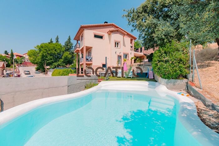 Casas en venta y pisos alquiler - 1