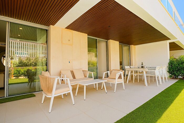 Piso en venta en Elviria Cabopino, Elviria de 3 habitaciones