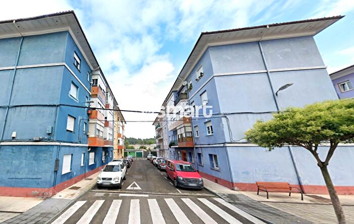 Casas en venta y pisos alquiler - 2