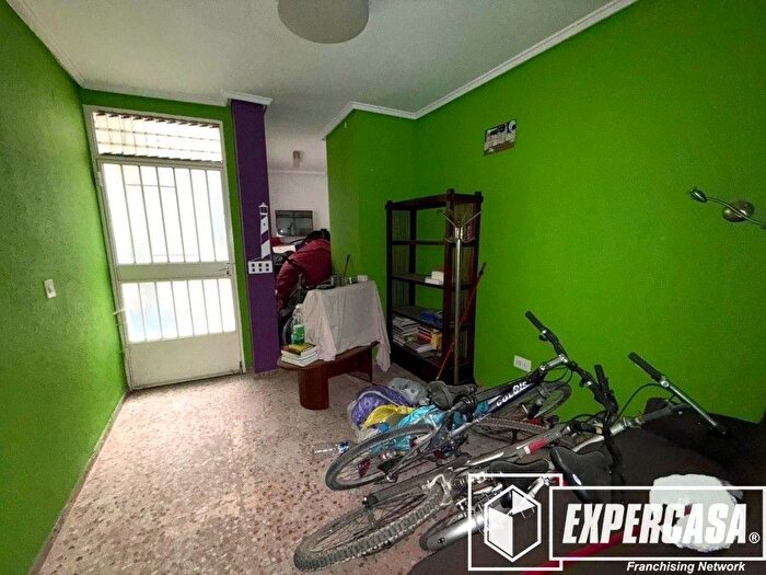 Casas en venta y pisos alquiler - 2