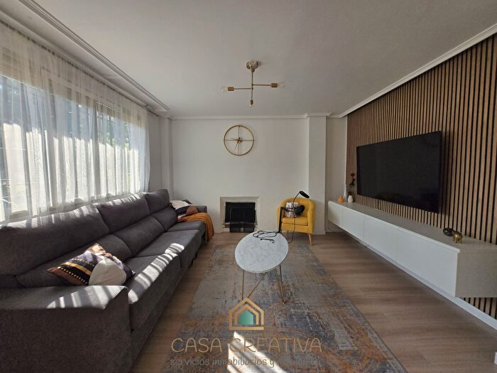 Casas en venta y pisos alquiler - 1