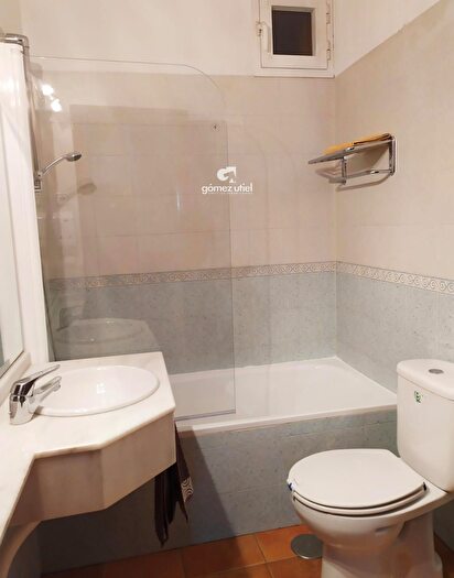 Casas en venta y pisos alquiler - 3