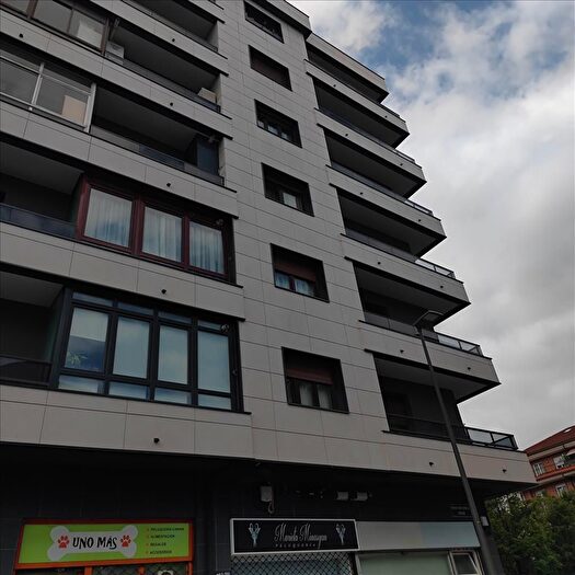 Casas en venta y pisos alquiler - 2