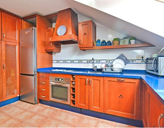 Casas en venta y pisos alquiler - 3