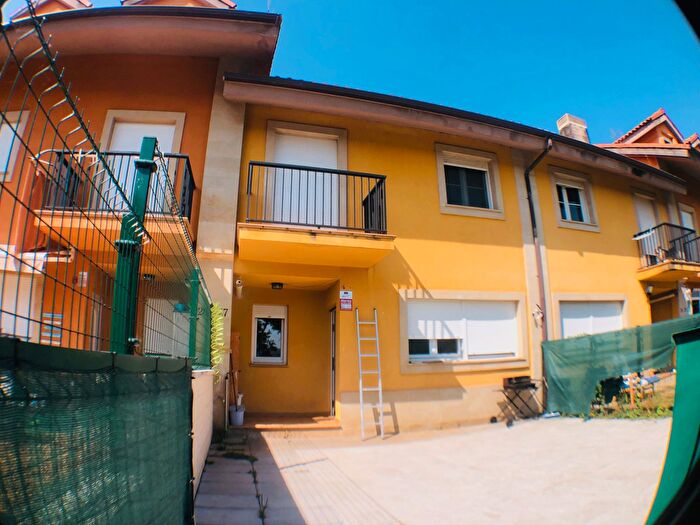 Casa en venta en Vioño, Piélagos de 2 habitaciones