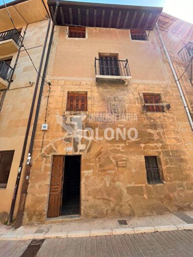 Casas en venta y pisos alquiler - 1