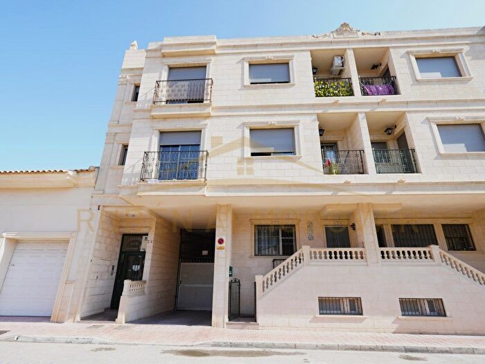Piso en venta en San Isidro, Alicante de 2 habitaciones