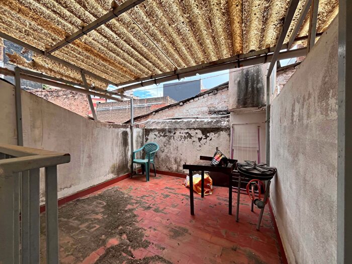 Casas en venta y pisos alquiler - 2