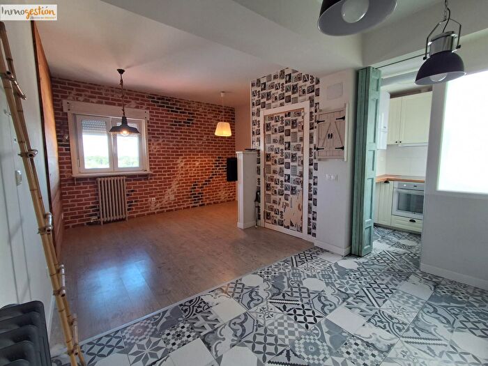 Casas en venta y pisos alquiler - 2