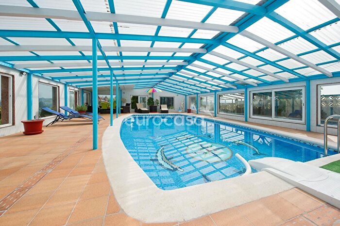 Casas en venta y pisos alquiler - 1