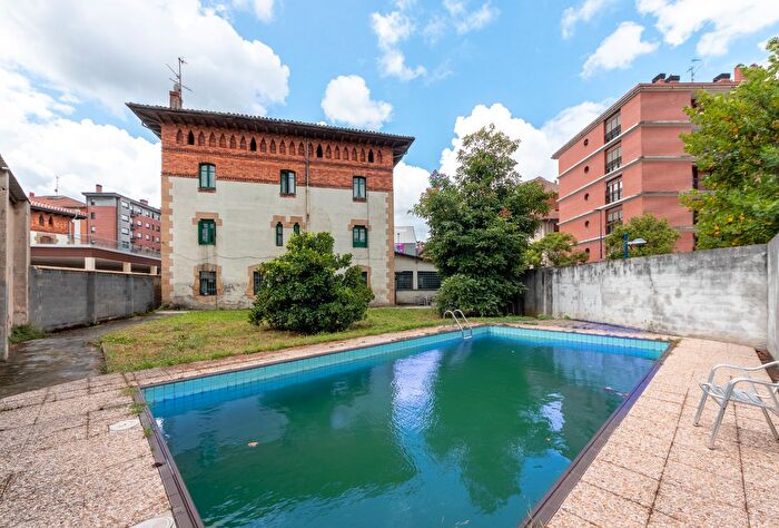 Casas en venta y pisos alquiler - 1