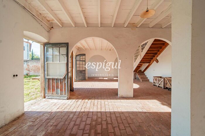 Casas en venta y pisos alquiler - 1