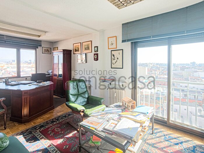 Piso en venta en Barrio de Salamanca, Guindalera de 3 habitaciones
