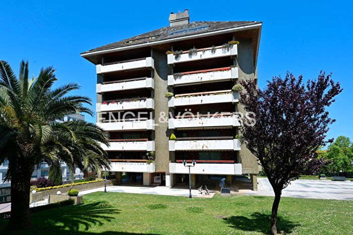 Casas en venta y pisos alquiler - 1
