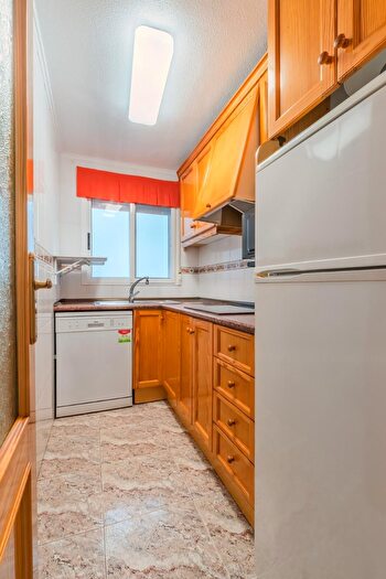 Casas en venta y pisos alquiler - 2